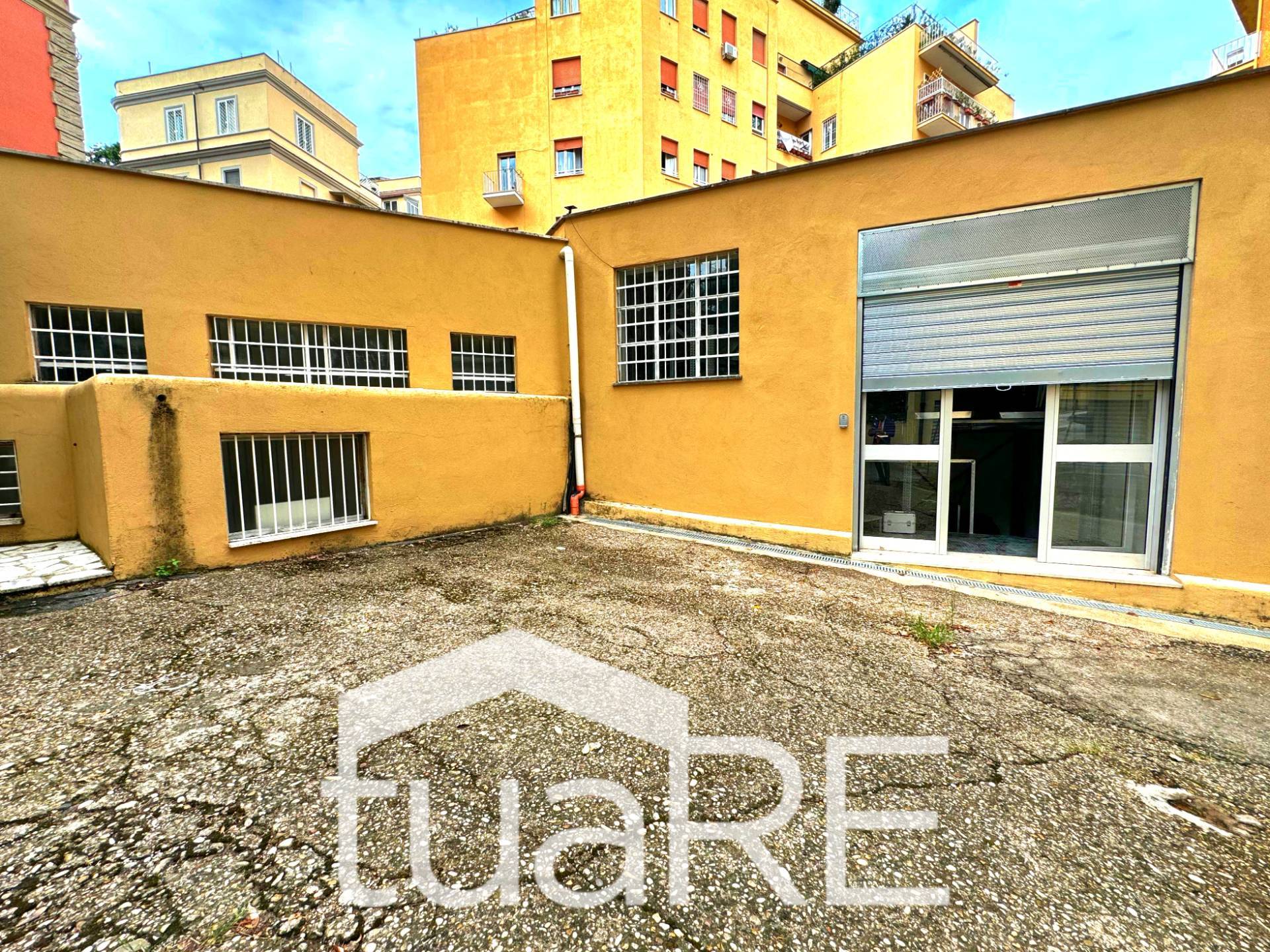 Box o garage in vendita a Roma, Prati