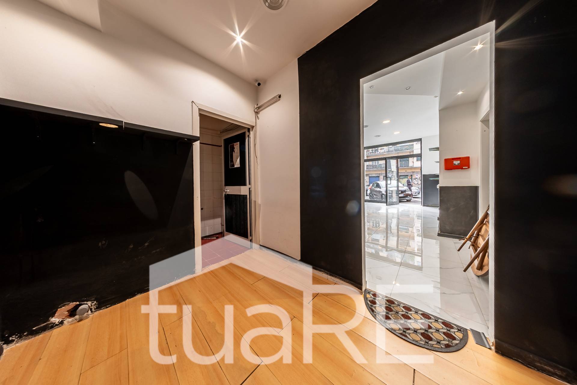 Locale commerciale in affitto a Roma