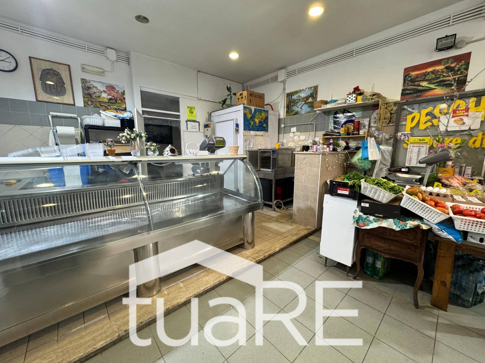 Locale commerciale in vendita a Roma