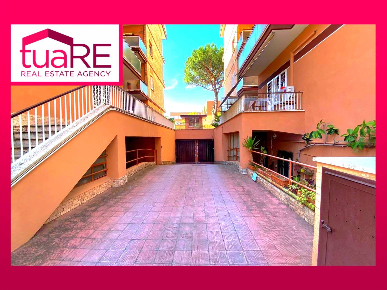 Deposito in vendita a Roma, Pineta Sacchetti