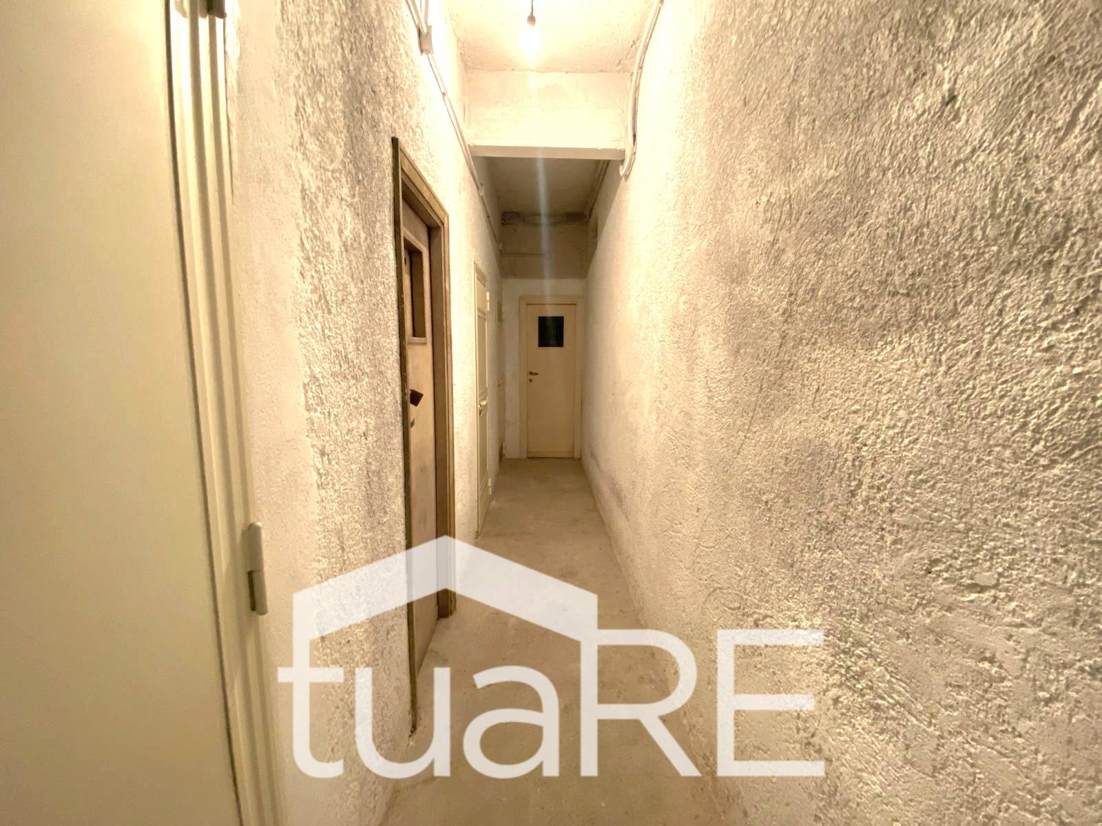 Deposito in vendita a Roma, Pineta Sacchetti