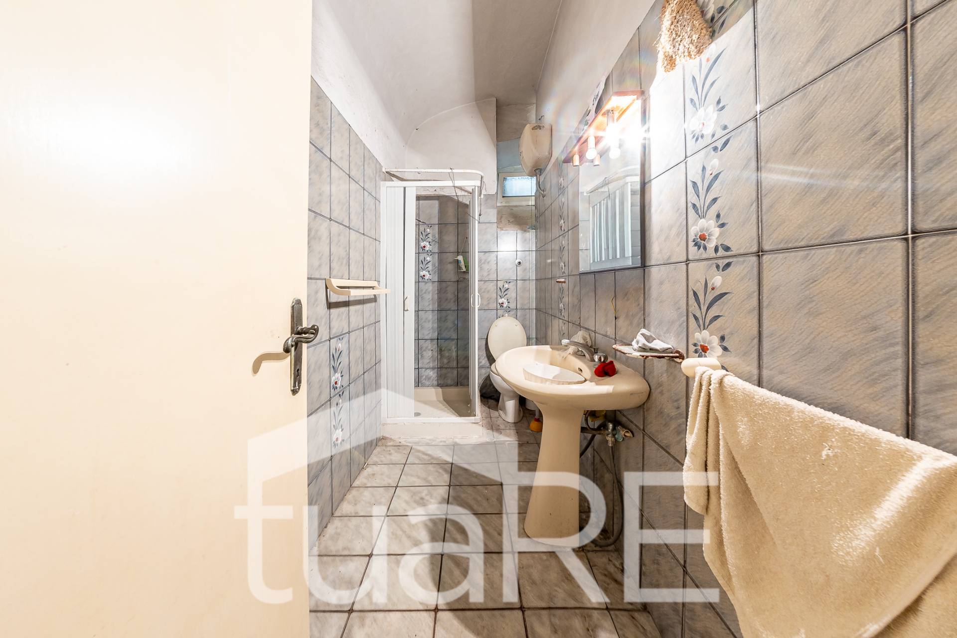 Locale commerciale in vendita a Roma, Prati