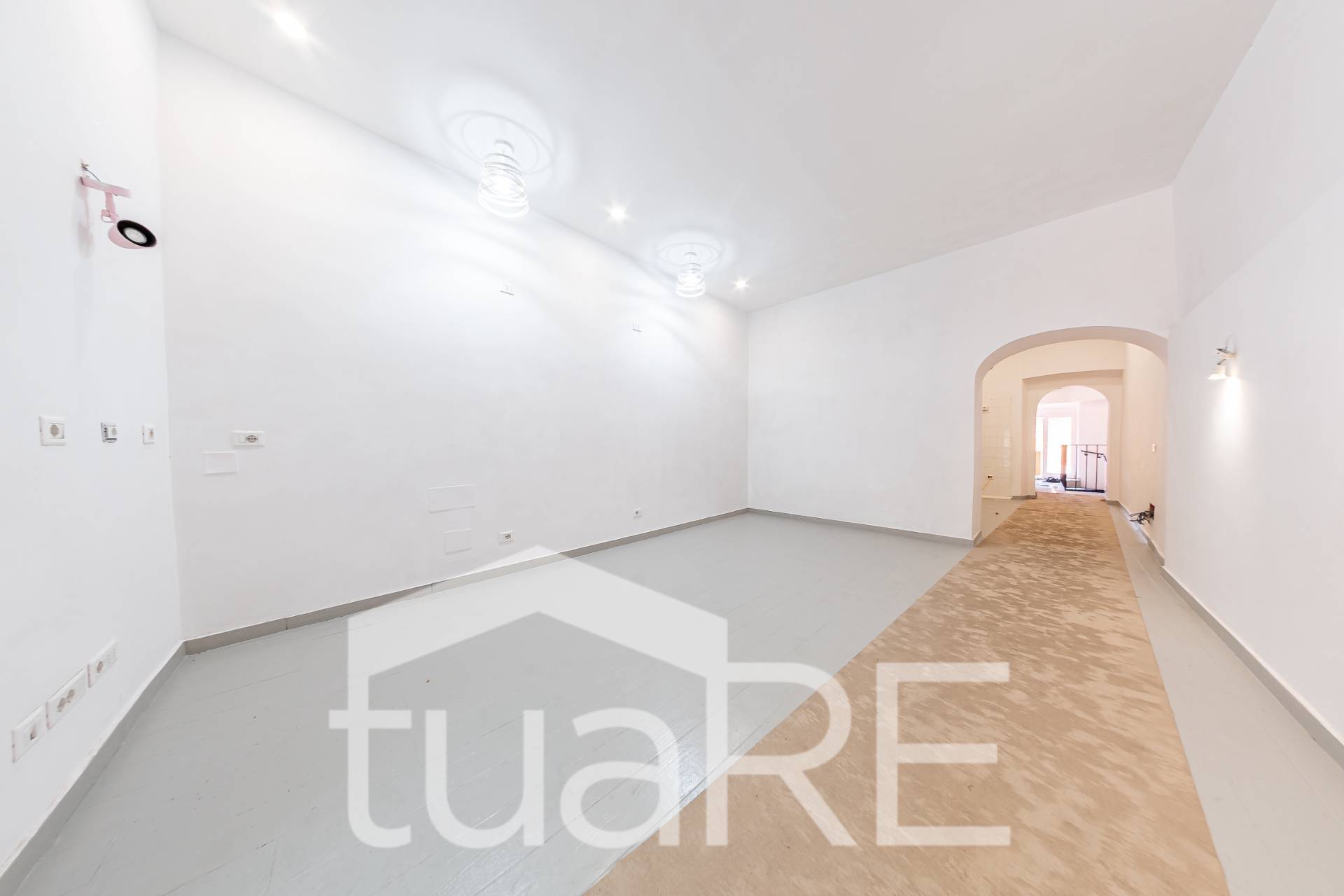 Locale commerciale in vendita a Roma, Trastevere