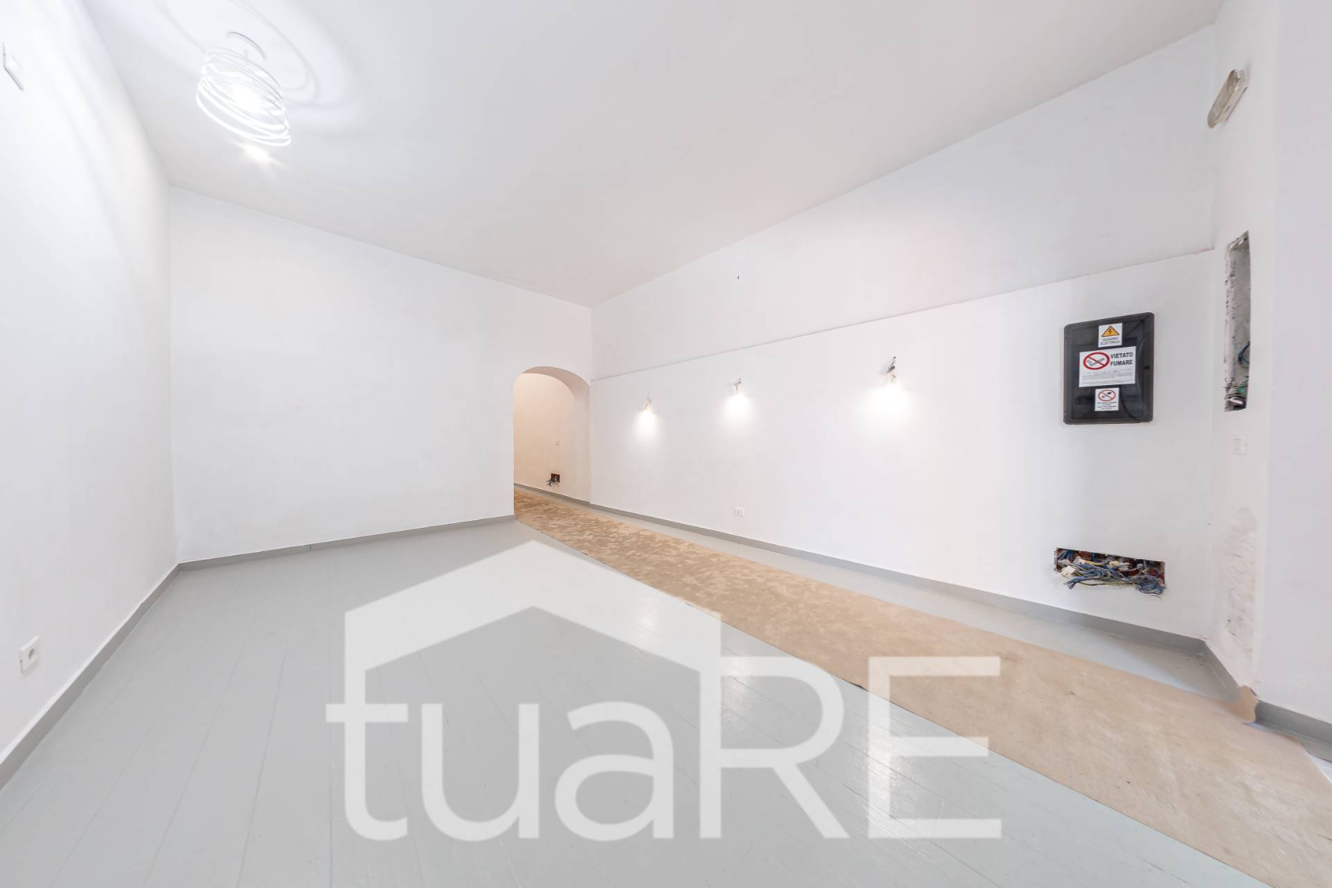 Locale commerciale in vendita a Roma, Trastevere