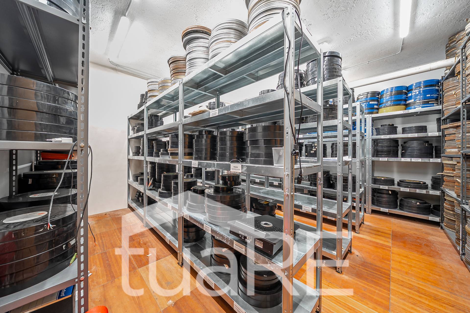 Locale commerciale in vendita a Roma, Tiburtino