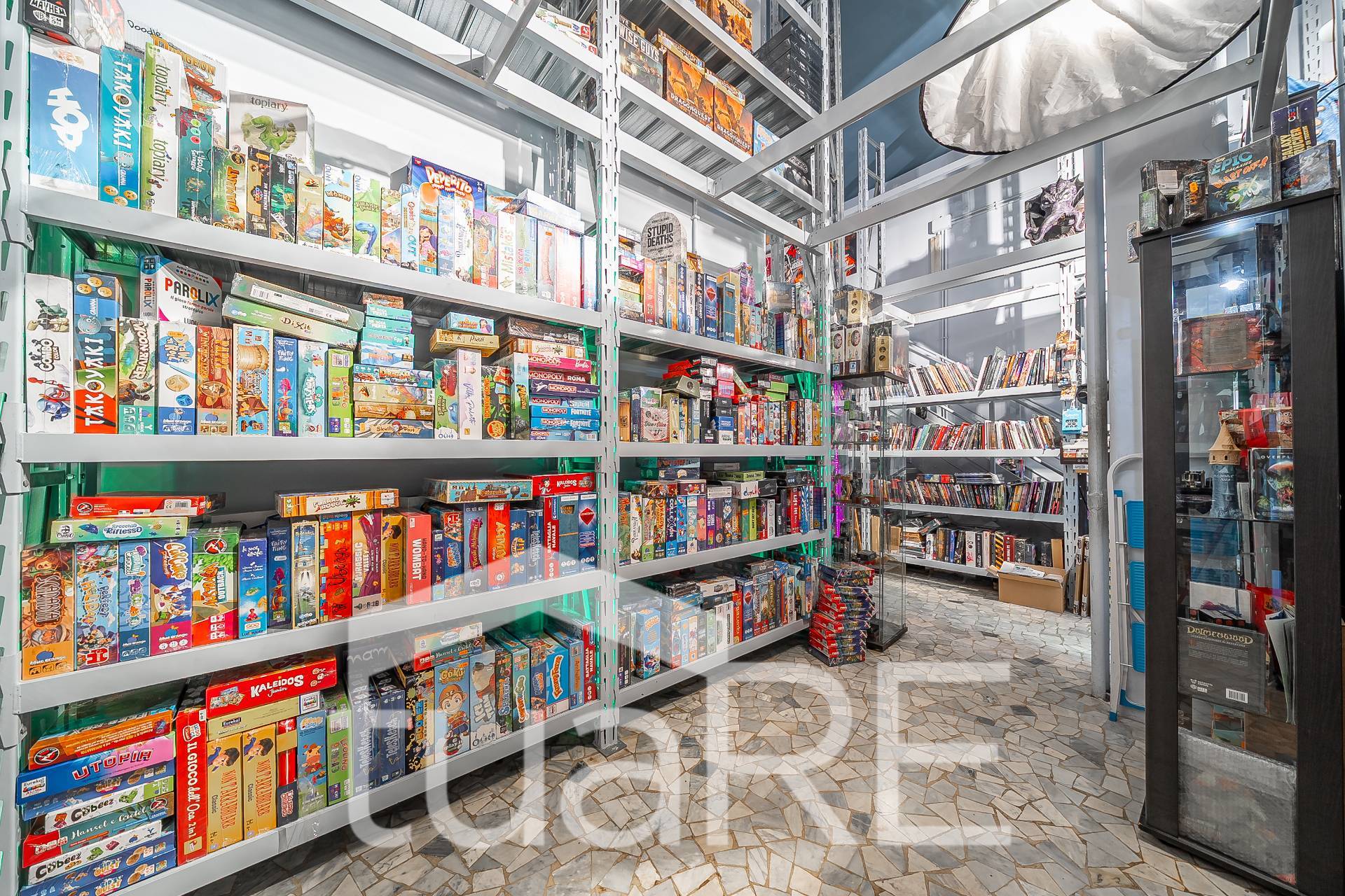 Locale commerciale in vendita a Roma