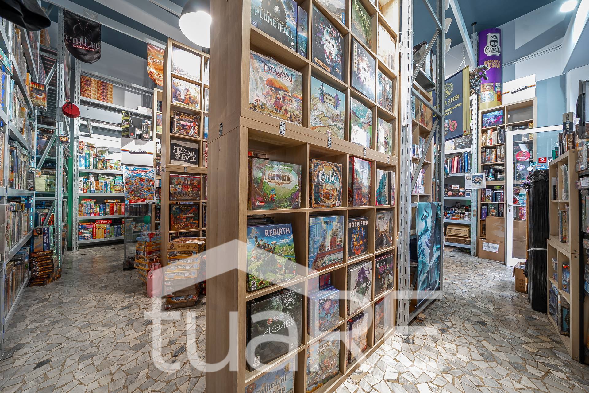 Locale commerciale in vendita a Roma