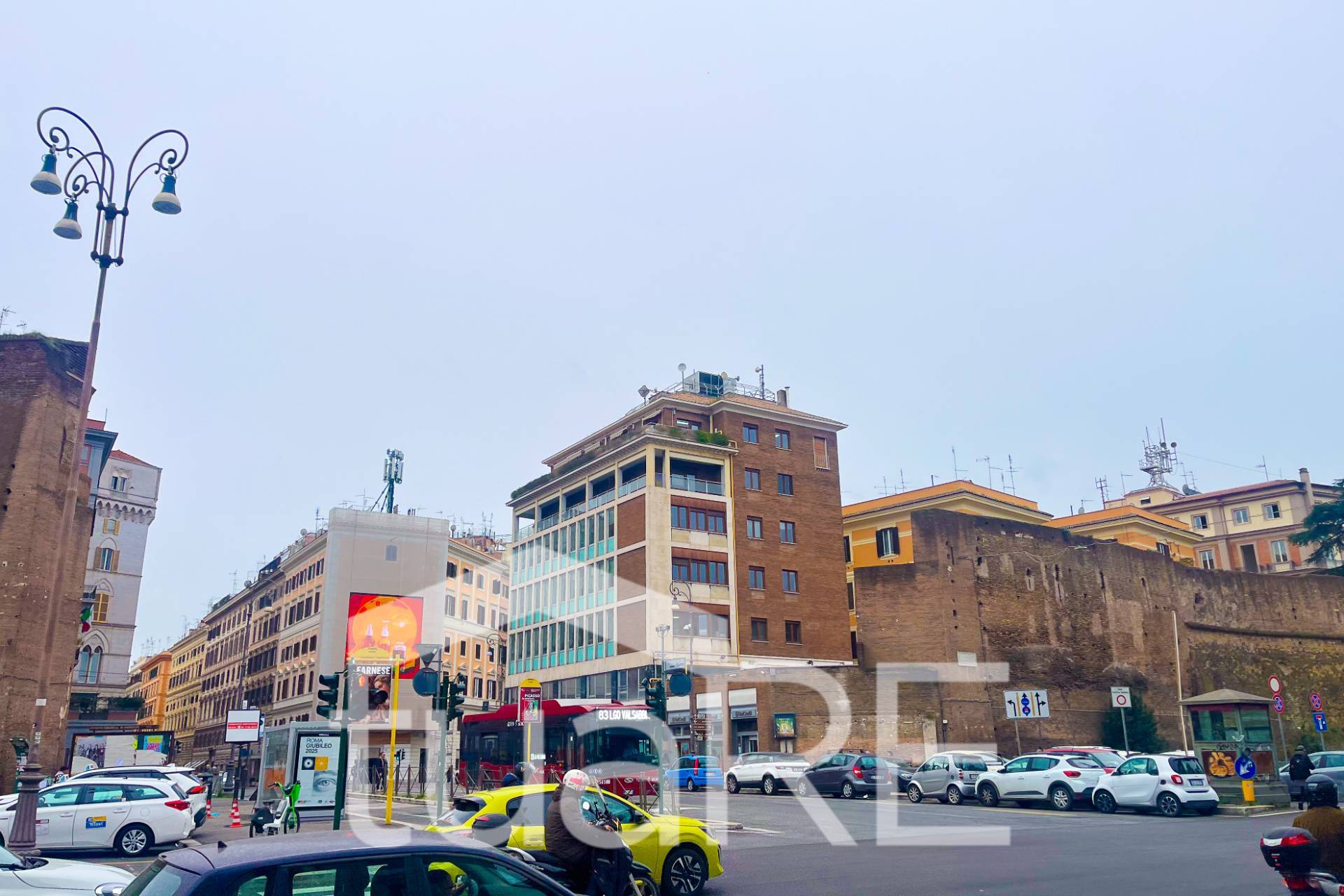 Locale commerciale in vendita a Roma, Centro Storico