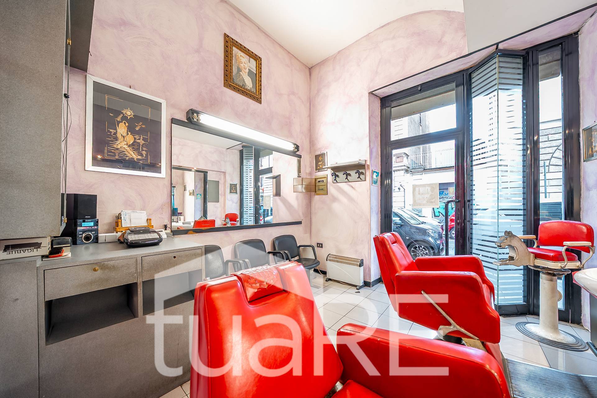 Locale commerciale in vendita a Roma