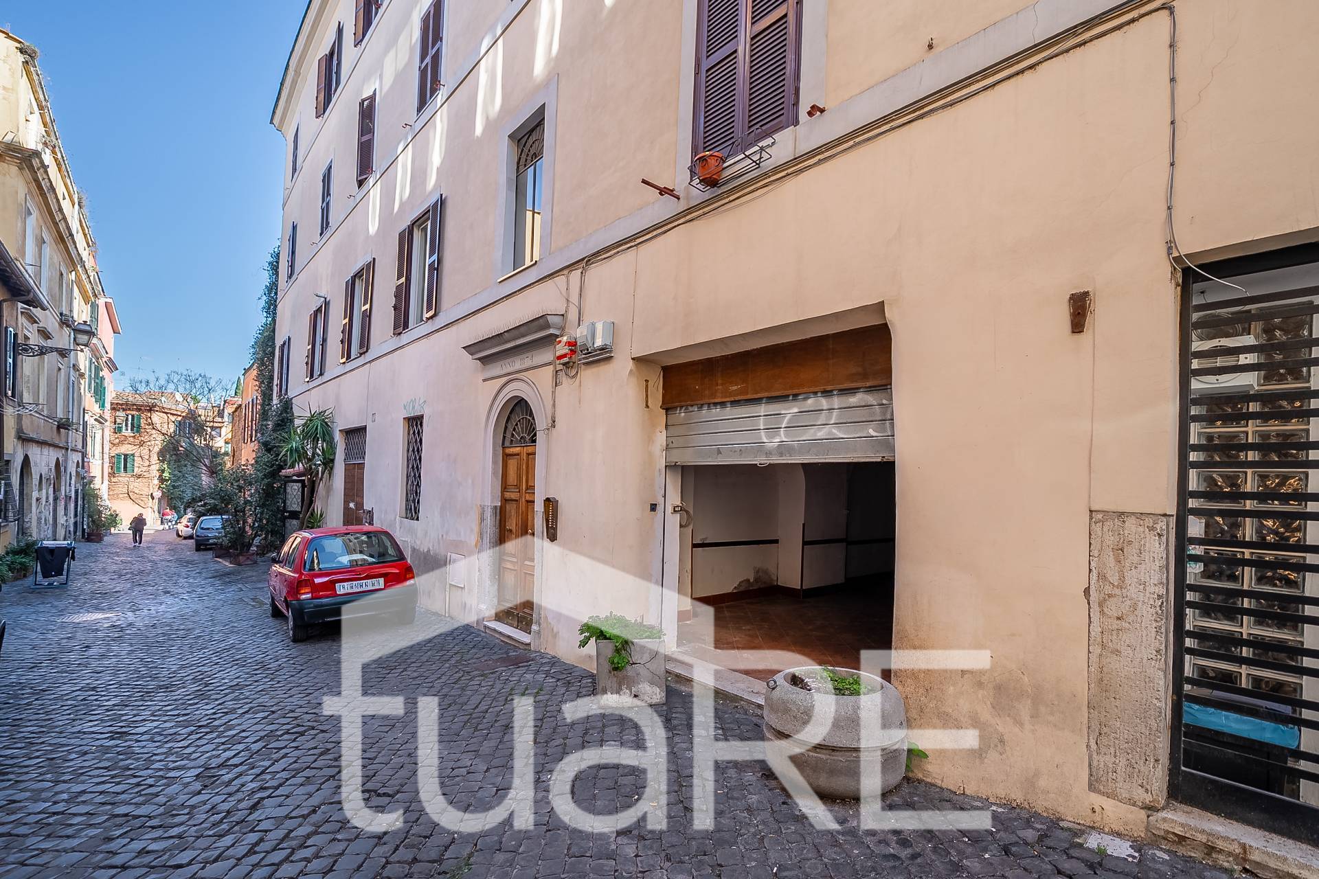 Box o garage in vendita a Roma, Trastevere