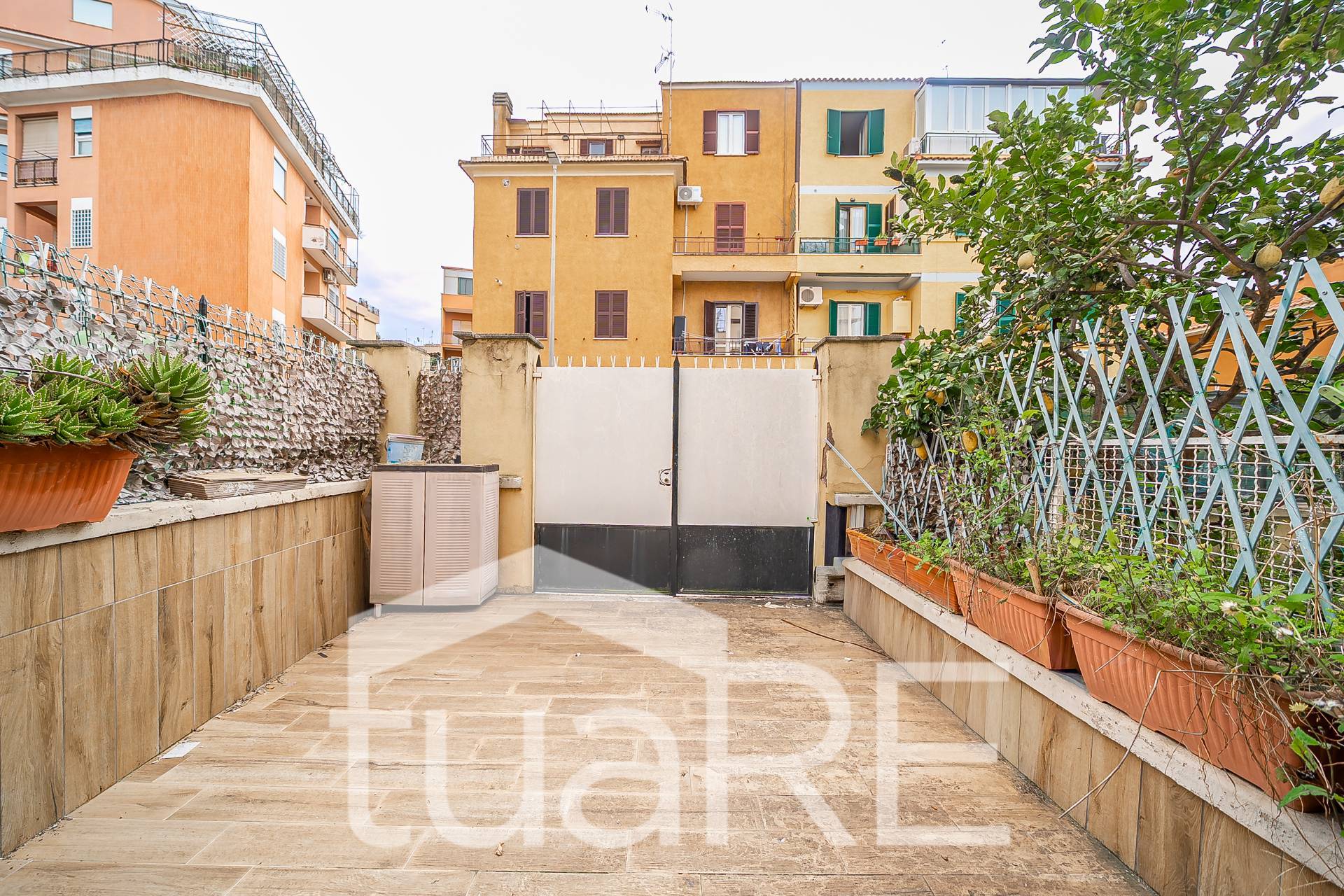 Locale commerciale in vendita a Roma, Torrevecchia