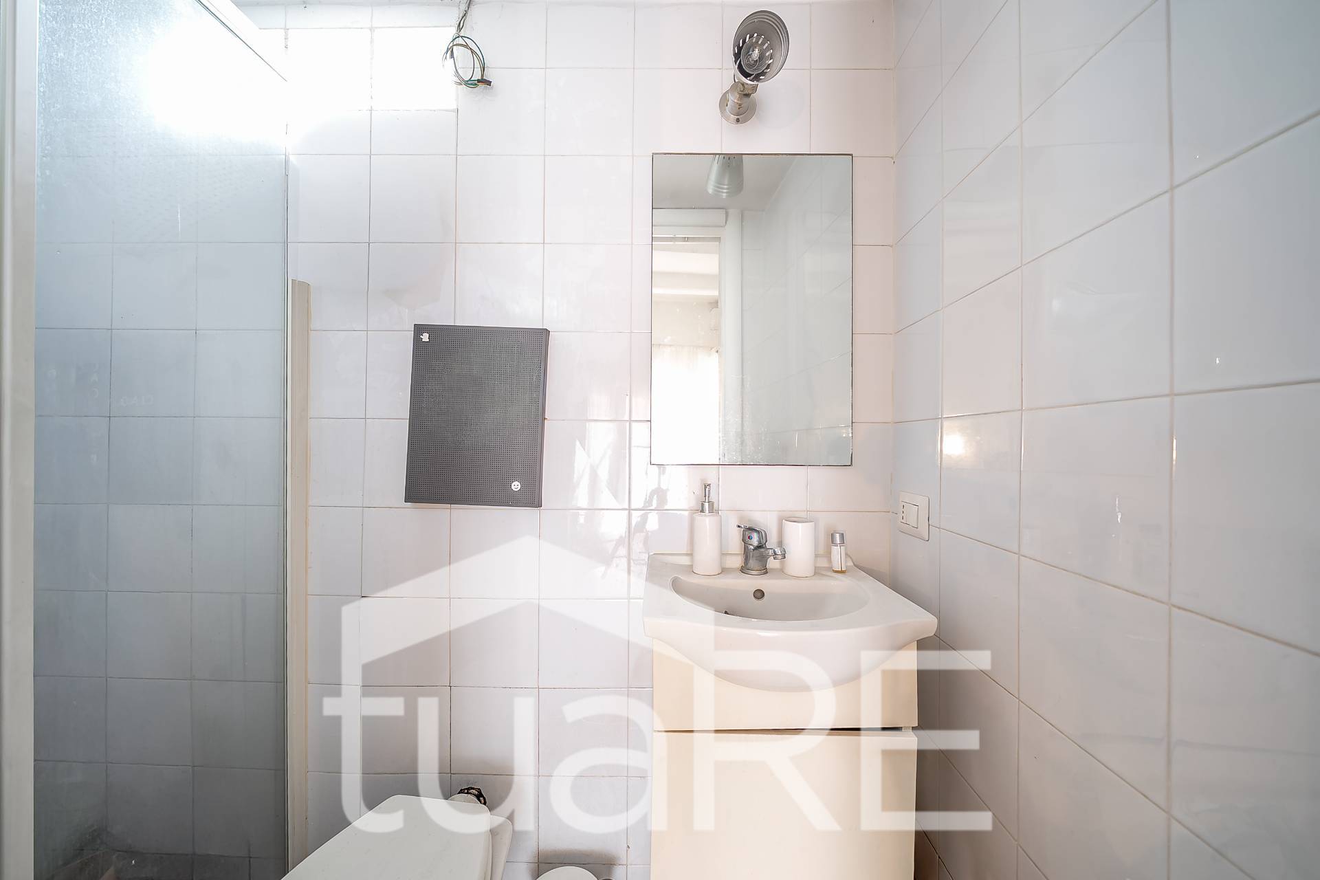 Locale commerciale in vendita a Roma, Torrevecchia