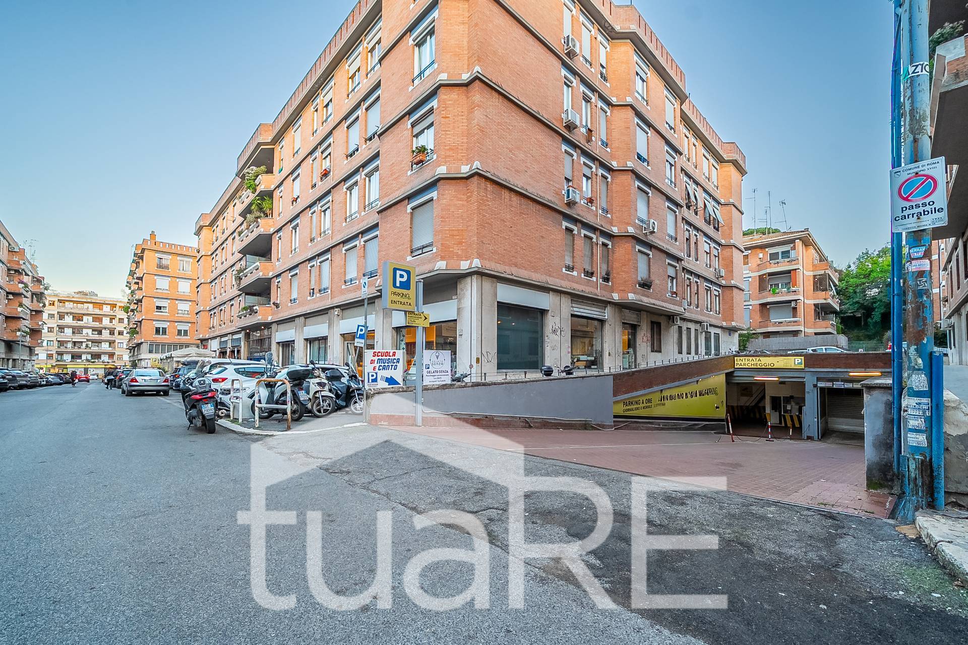 Deposito in vendita a Roma, Gregorio VII