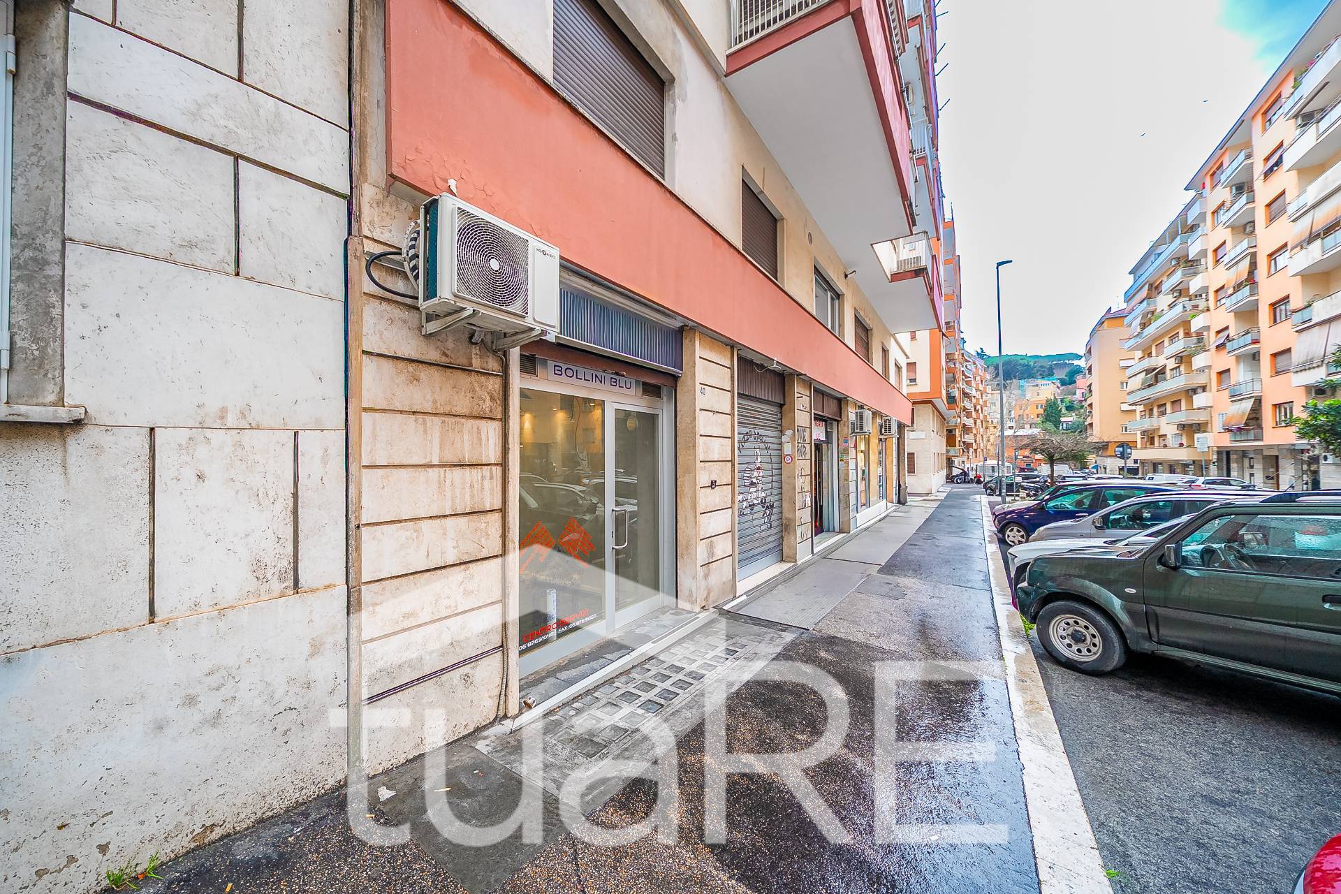 Locale commerciale in vendita a Roma