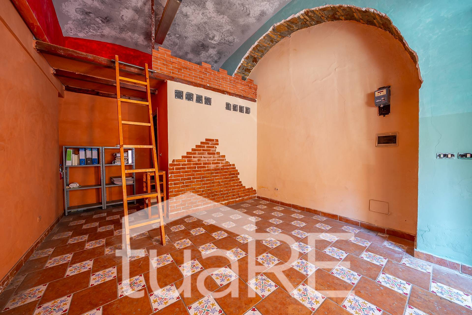 Locale commerciale in vendita a Roma, San Lorenzo