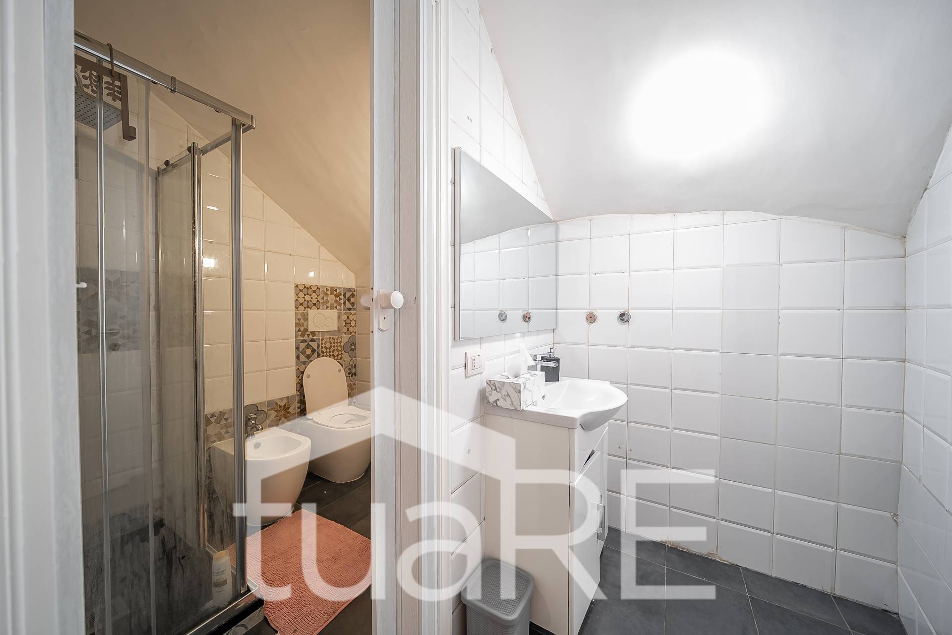 Locale commerciale in vendita a Roma, Centro Storico