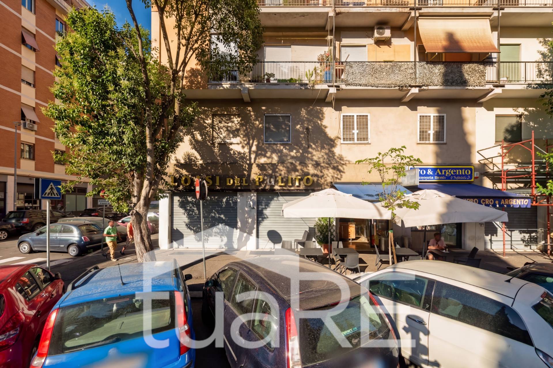 Locale commerciale in vendita a Roma, Marconi