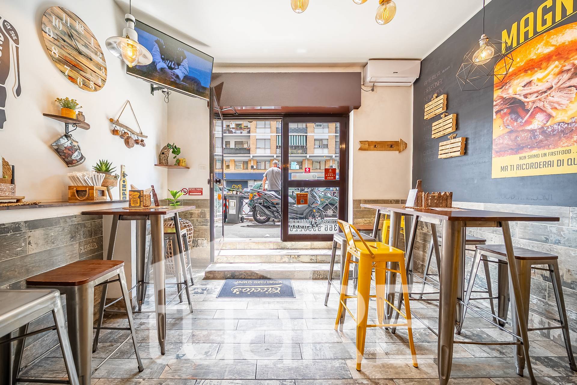 Locale commerciale in vendita a Roma