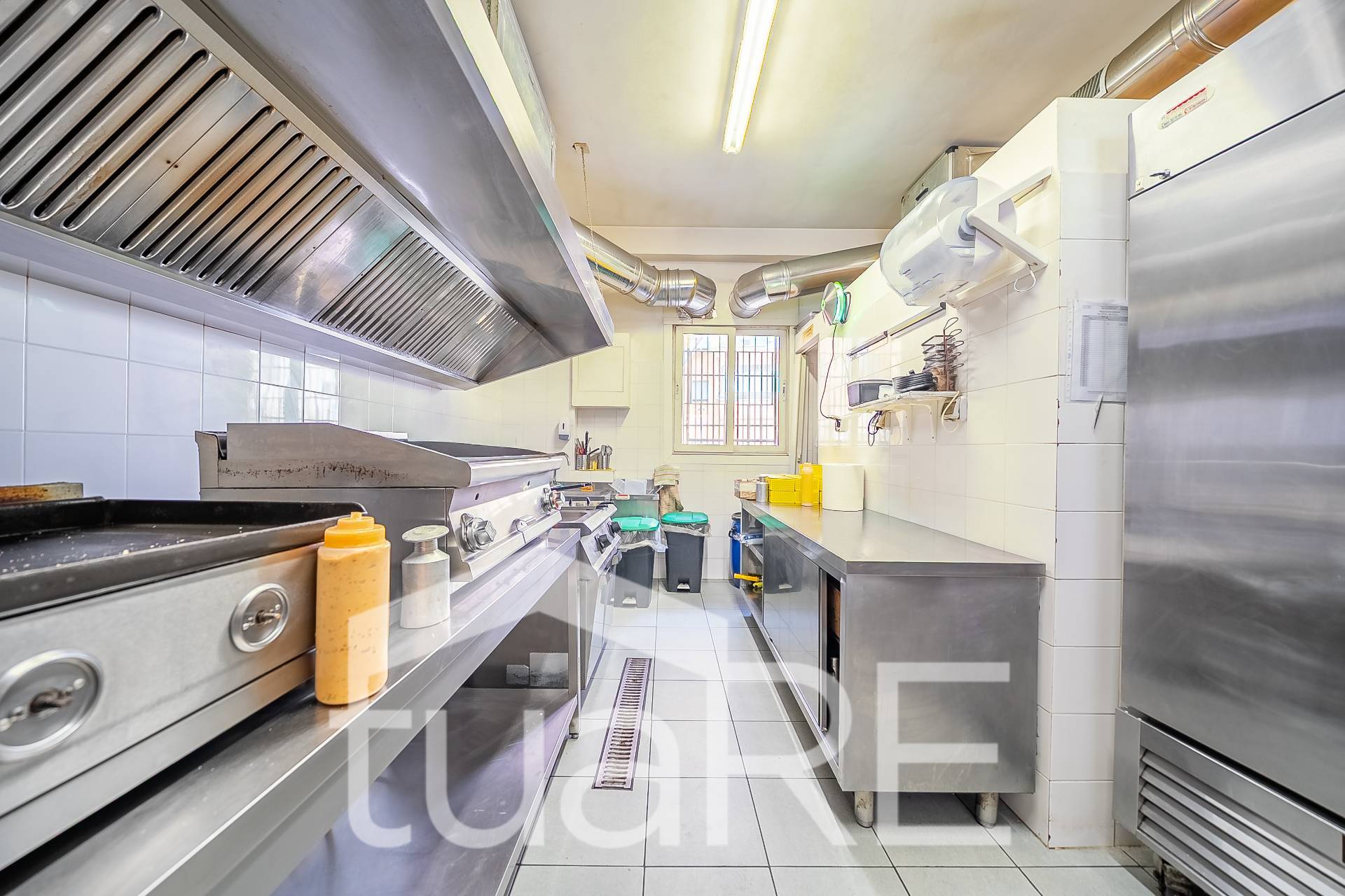 Locale commerciale in vendita a Roma