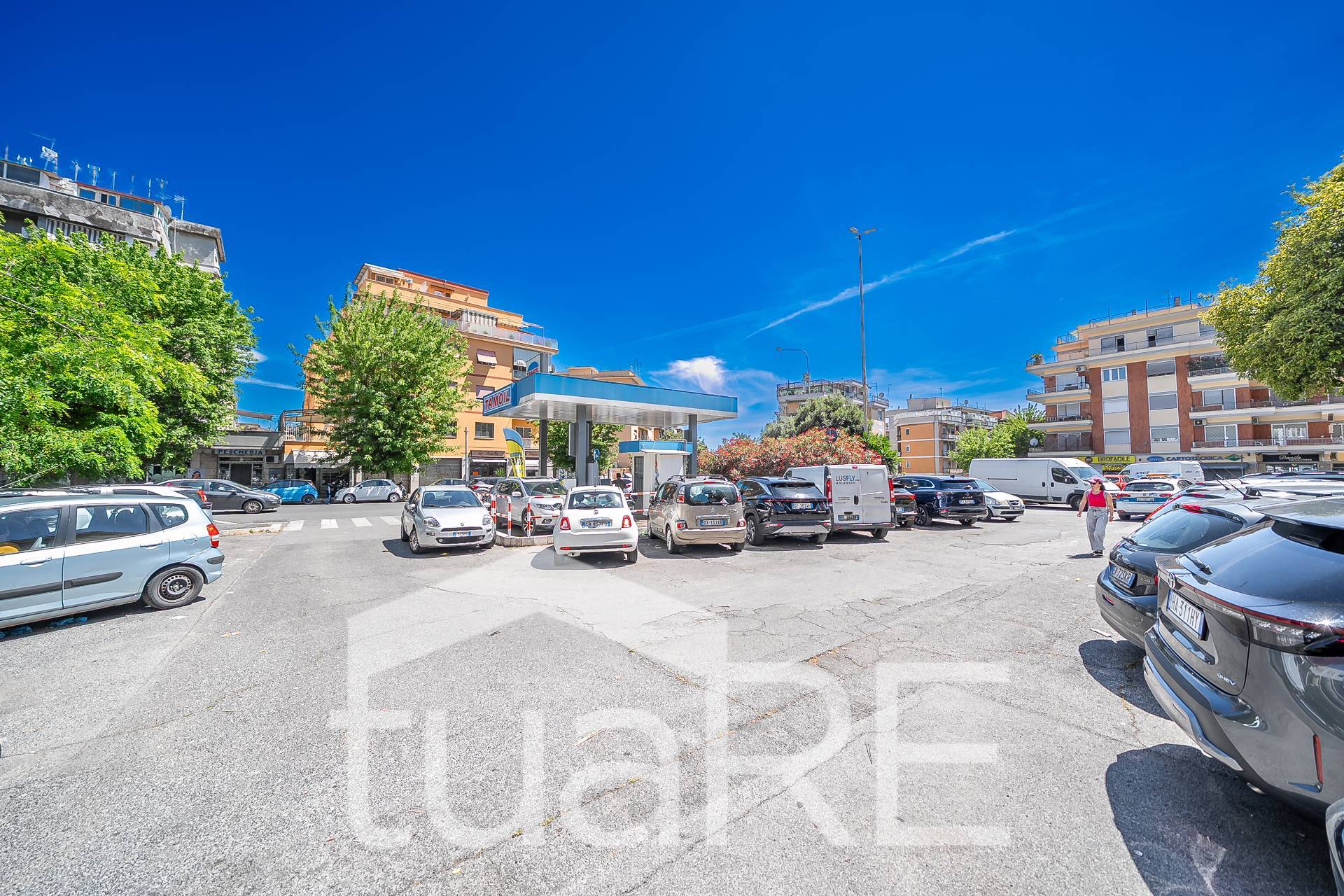 Locale commerciale in vendita a Roma, Torrevecchia