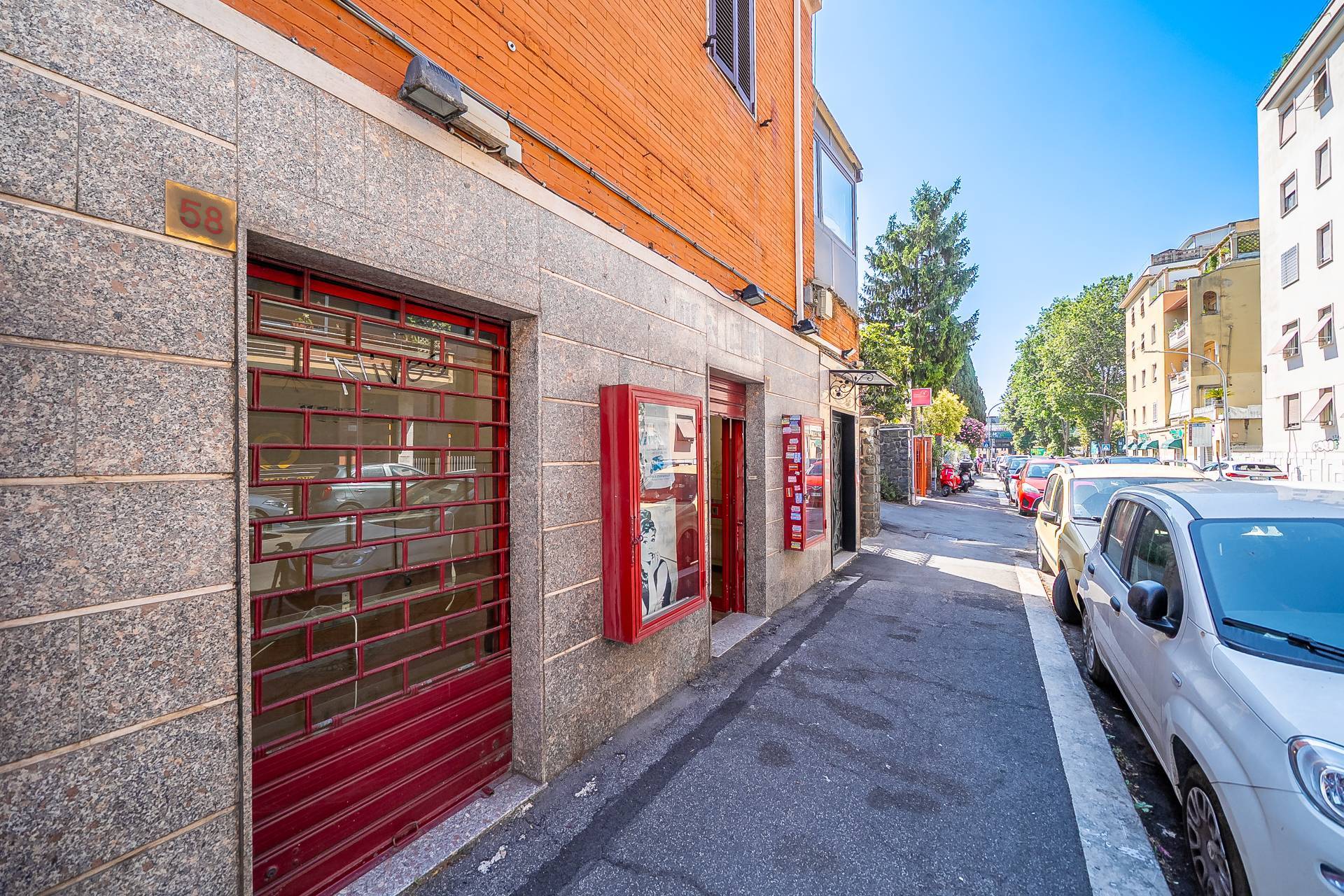 Locale commerciale in vendita a Roma, Flaminio