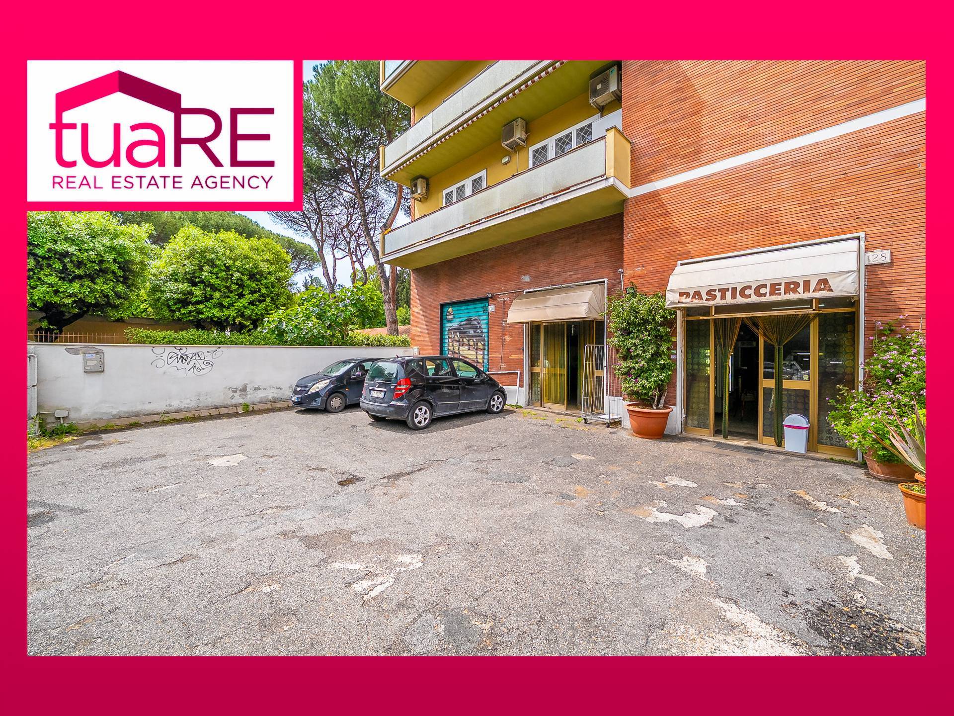 Locale commerciale in vendita a Roma