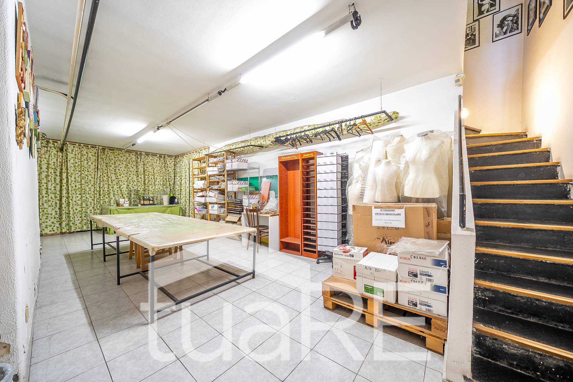 Locale commerciale in vendita a Roma, Ubaldi