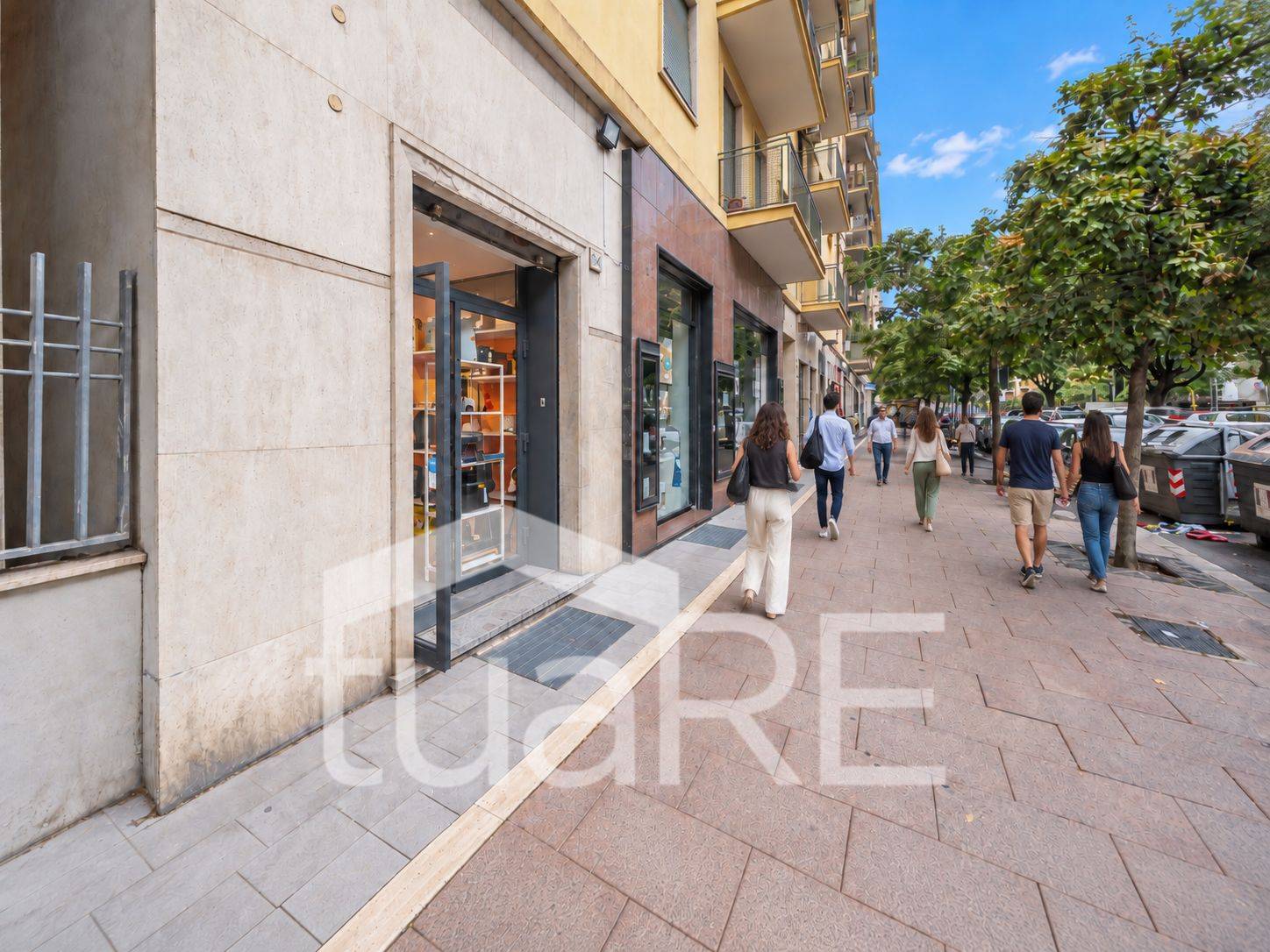 Locale commerciale in vendita a Roma, Marconi