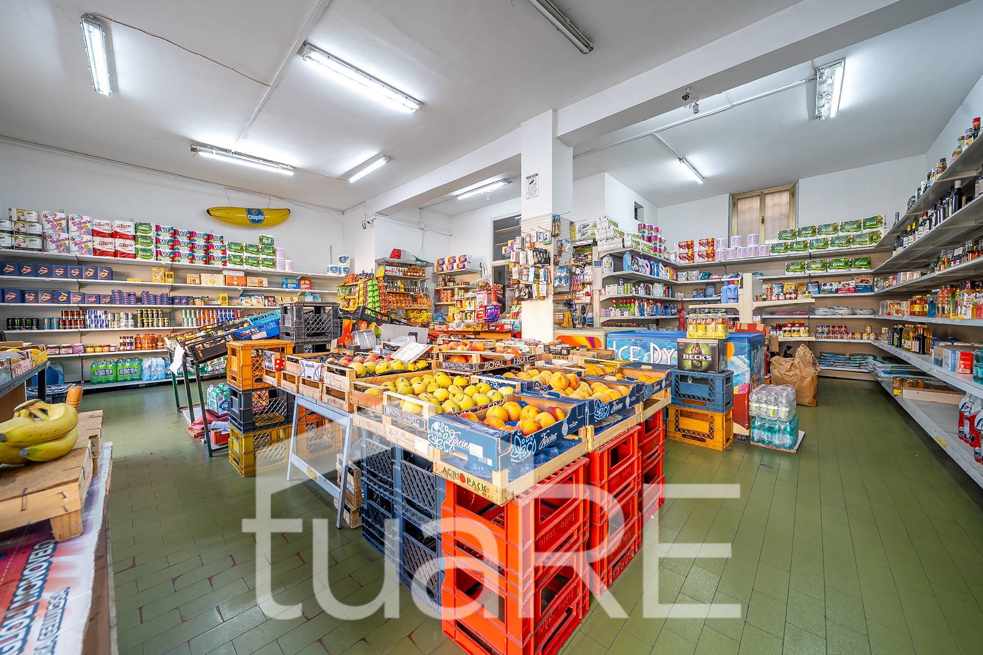Locale commerciale in vendita a Roma