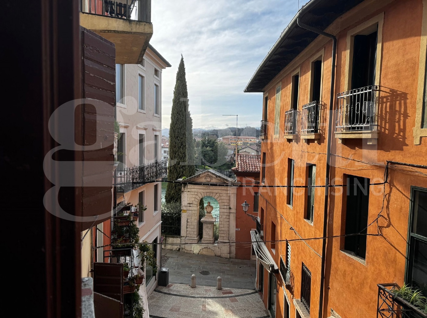 Trilocale arredato in affitto a Bassano del Grappa