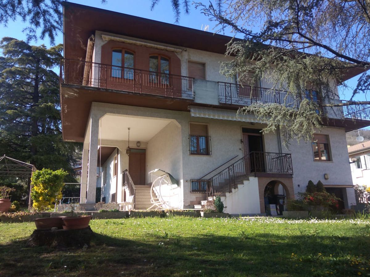 Villa Bifamiliare in vendita a Lugagnano Val D'Arda