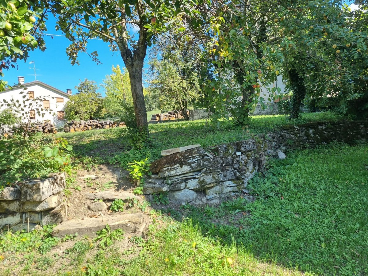 Rustico con giardino a Lugagnano Val D'Arda