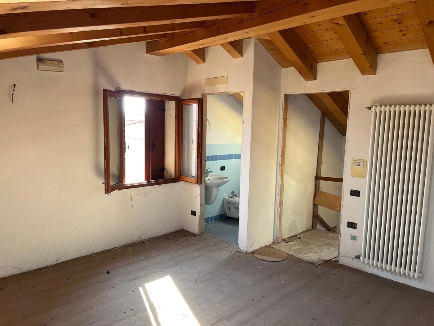 Rustico ristrutturato a Schiavon