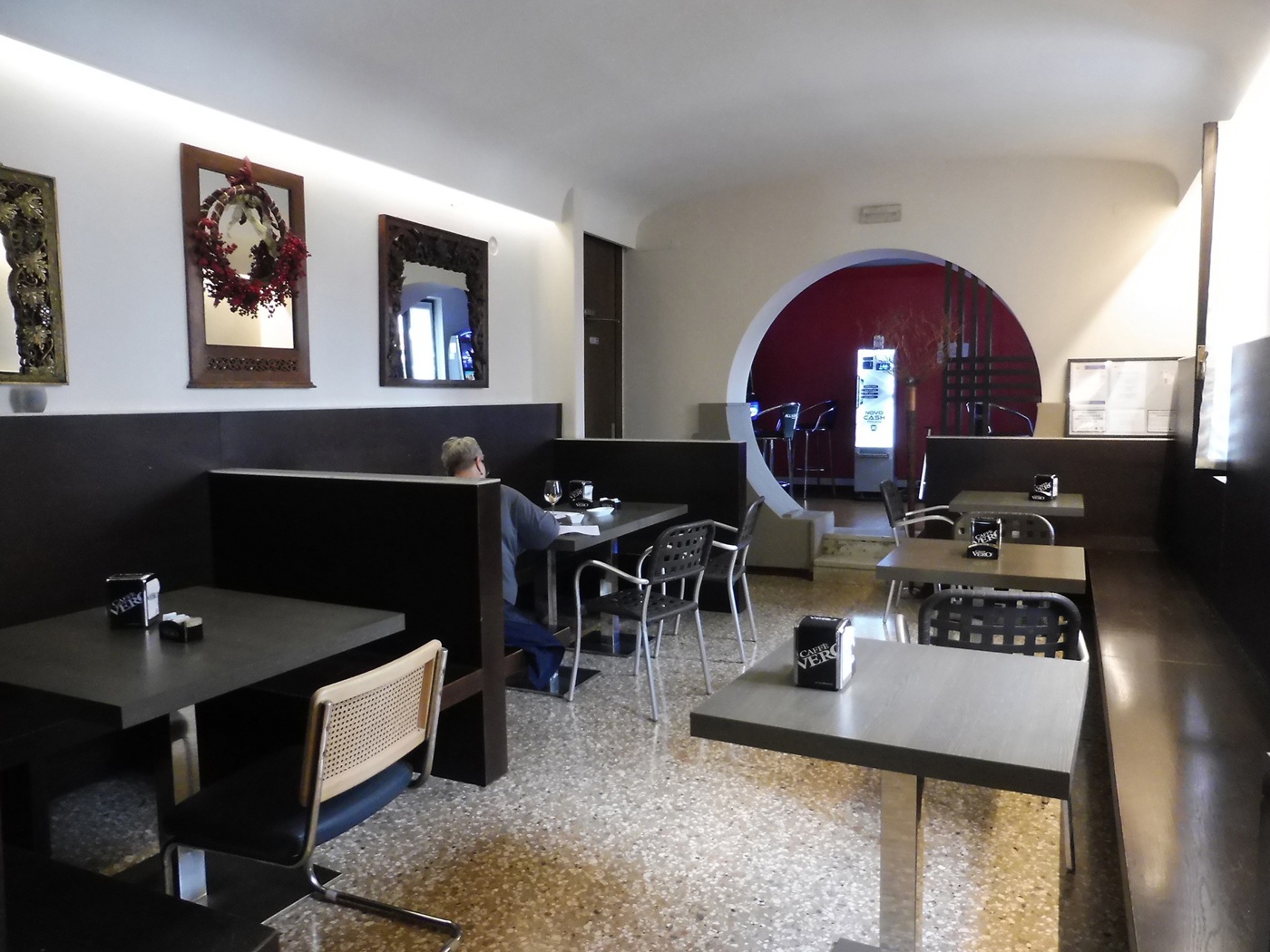 Attivit commerciale Bar e tabacchi in affitto/gestione a Montebello Vicentino