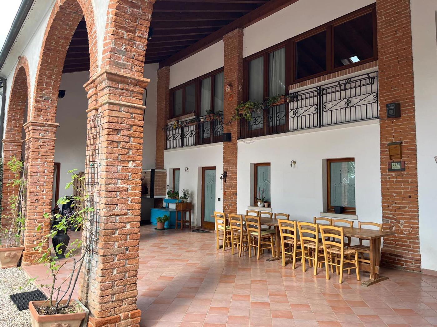 Casa indipendente con giardino a Fara Vicentino
