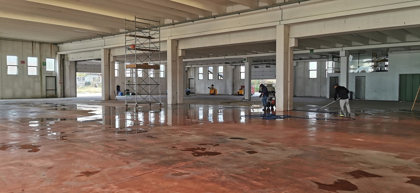 Capannone in affitto a Colceresa