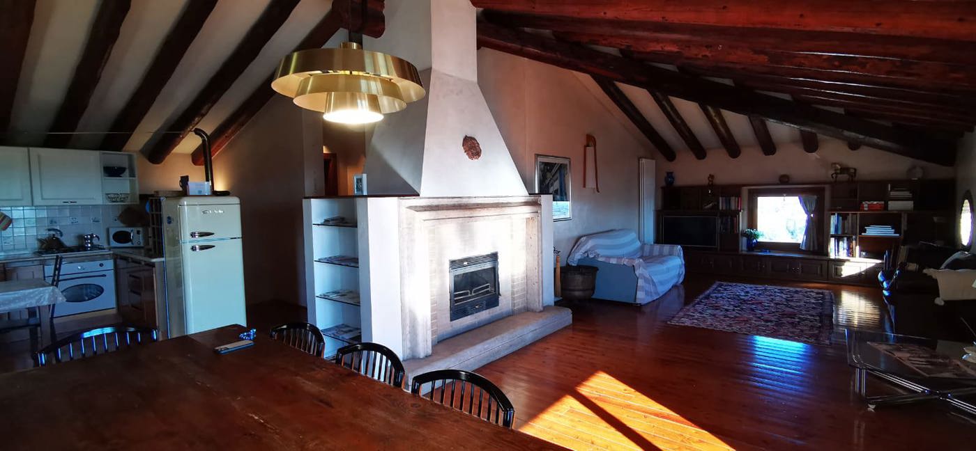 Trilocale arredato in affitto a Colceresa