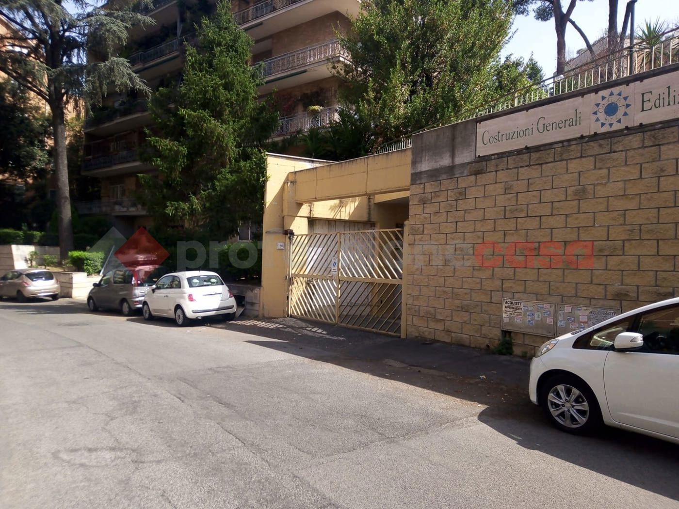Box/Garage 16mq in affitto a Roma