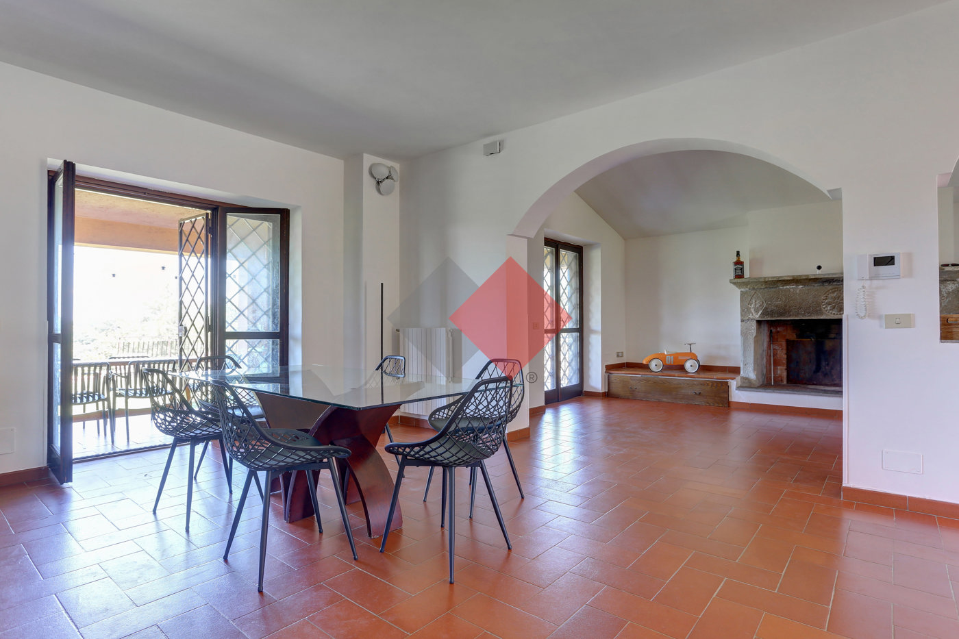 Villa con giardino a Rignano Flaminio