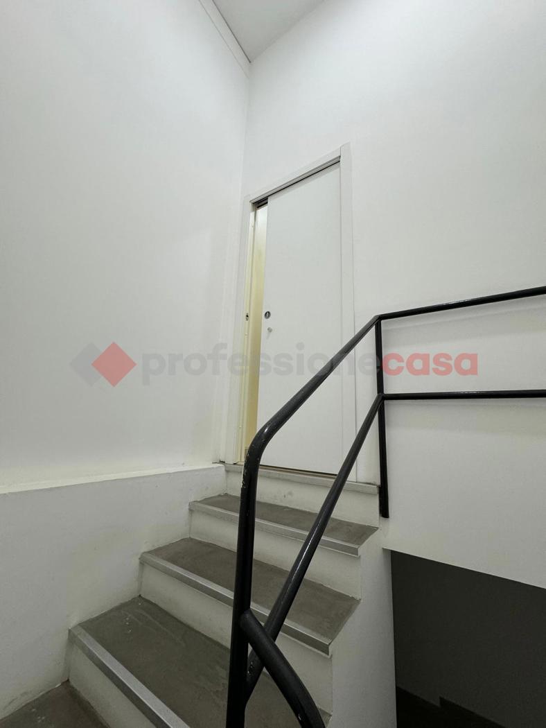 Negozio in affitto a Roma