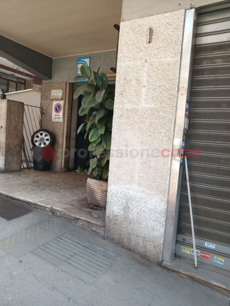 Negozio in affitto a Roma