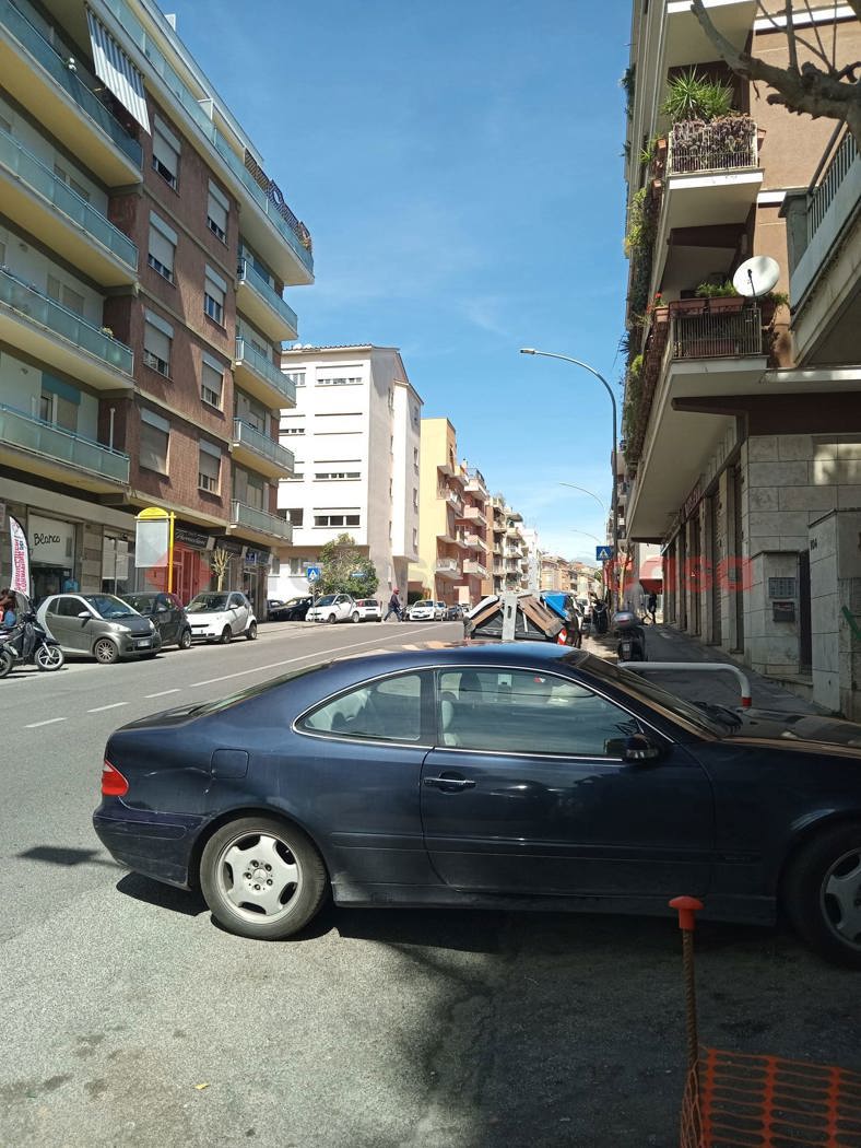 Negozio in affitto a Roma