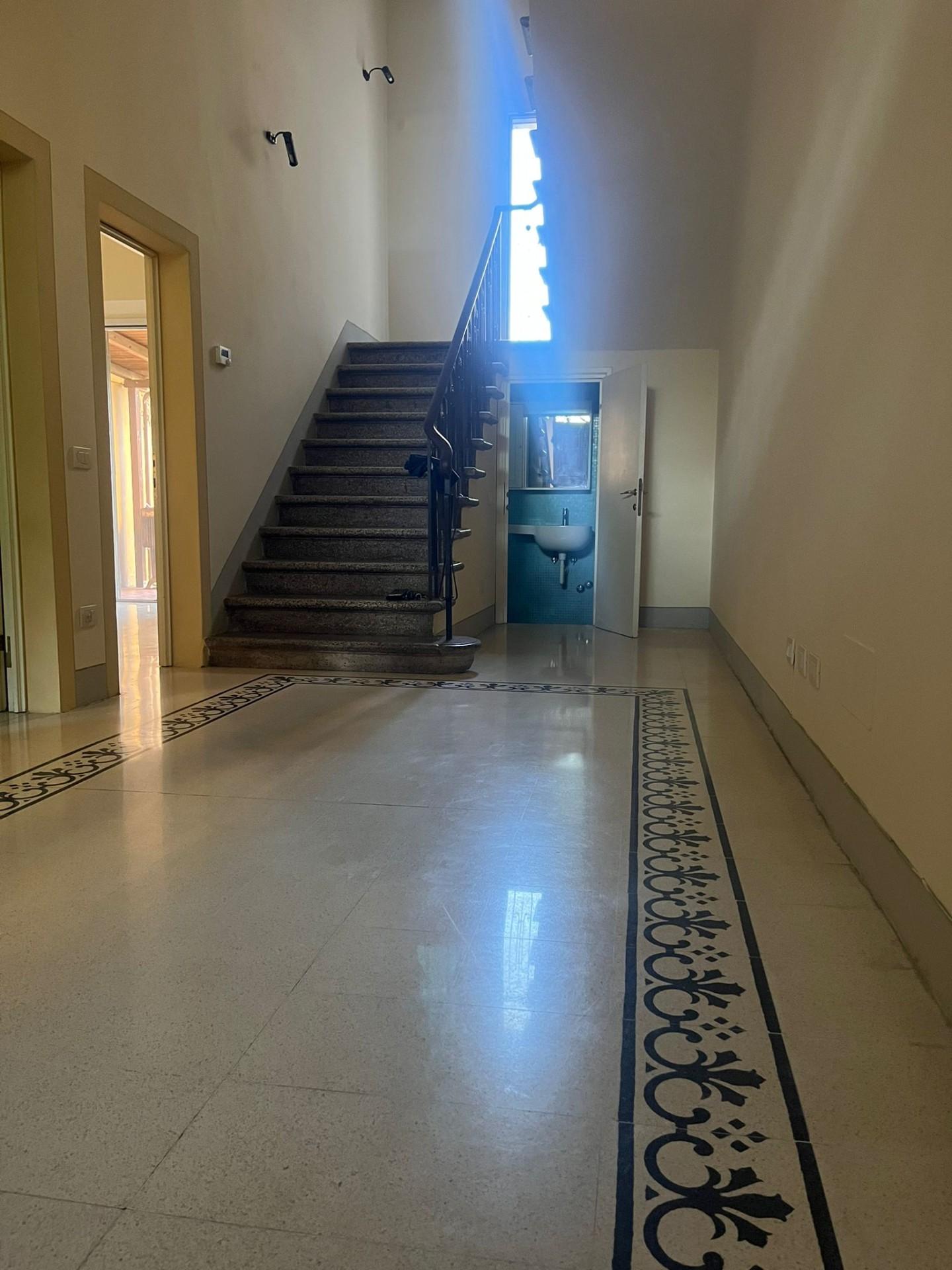 Villa con giardino a Ponsacco