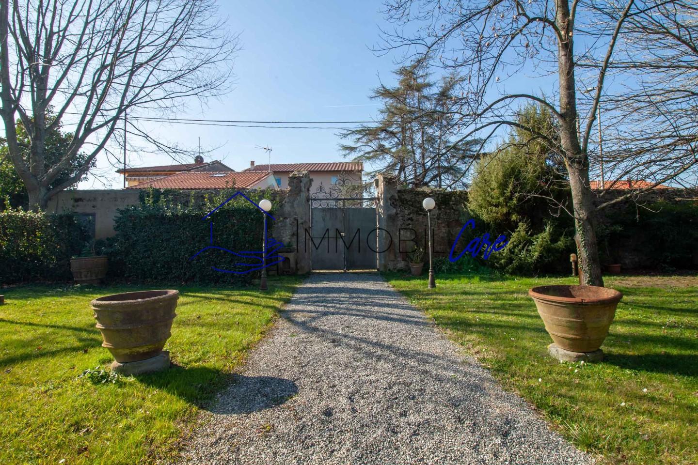 Villa con giardino, San Giuliano Terme pontasserchio