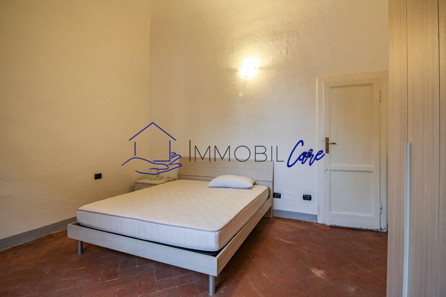 Stanza Singola con giardino, Pisa zona le piagge