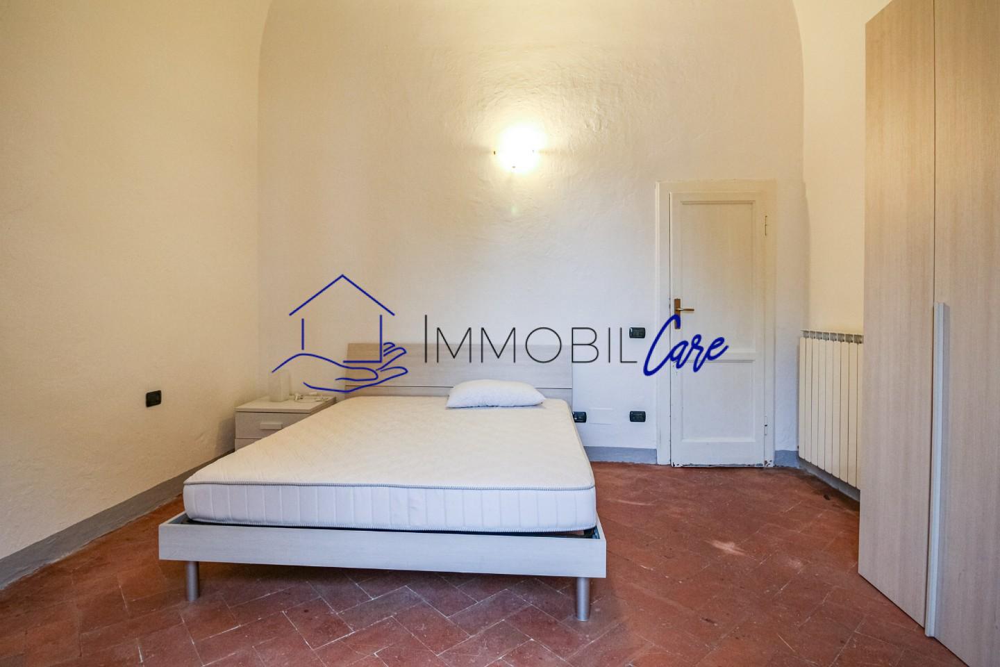 Stanza Singola con giardino, Pisa zona le piagge