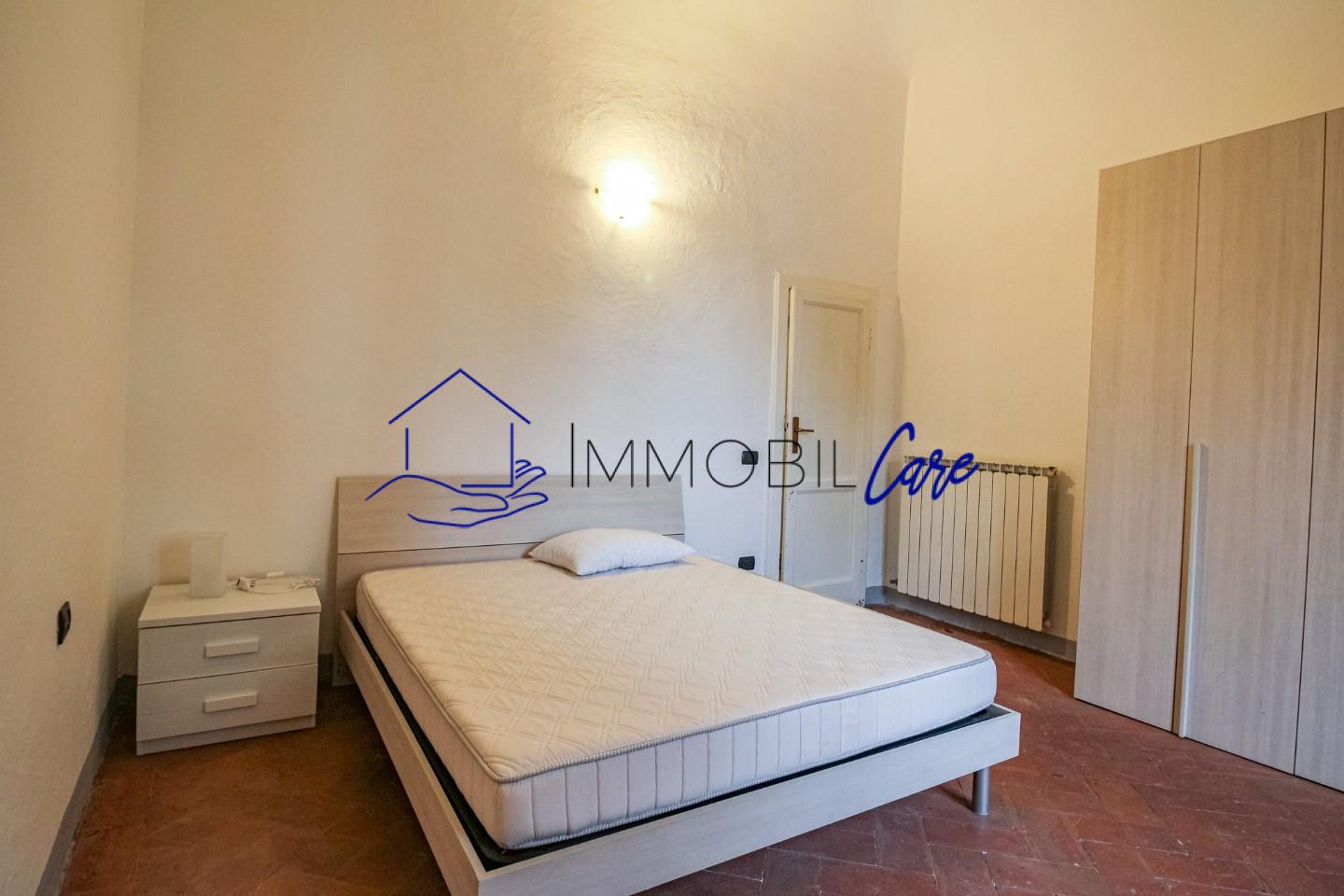 Stanza Singola con giardino, Pisa zona le piagge