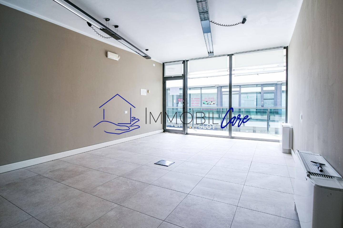 Ufficio ristrutturato, Pisa nova