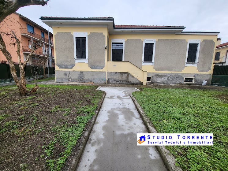 Villa in affitto, Cormano ospitaletto