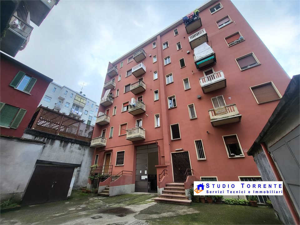 Magazzino in vendita a Milano